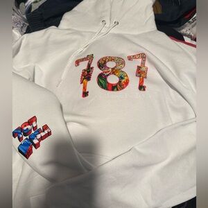 Large Vejigantes 787 Mi Isla Puerto Rico Hoodie